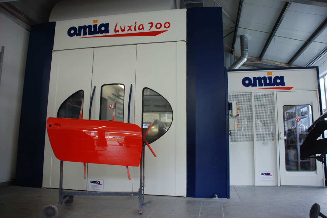 Unsere hochmoderne Lackierkabine